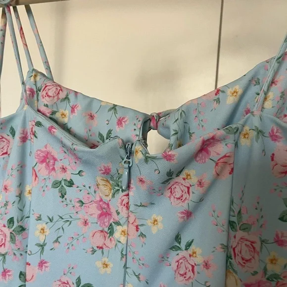 House of CB Raphael Flower Dress- Small - Picture 11 of 11